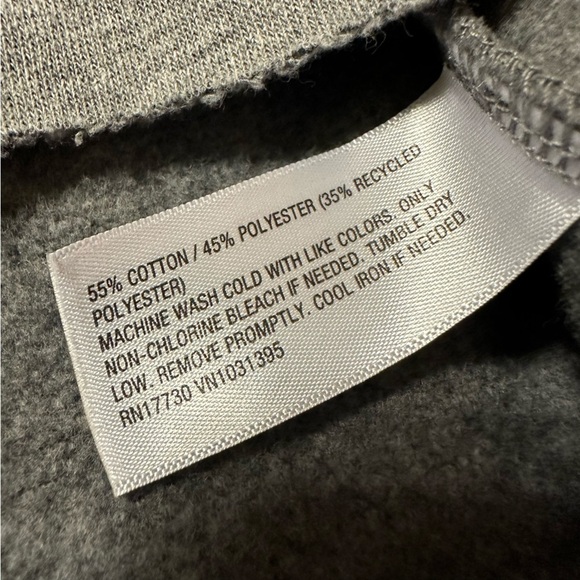 Wild Fable Gray Cropped Boxy Fleece Crew Neck Sweatshirt - Picture 8 of 11